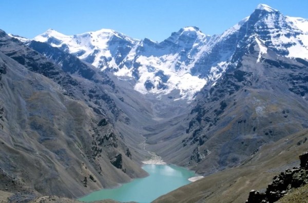 Сломаны ребра и пробито легкое: упавшего в горах белоруса лечат в Душанбе