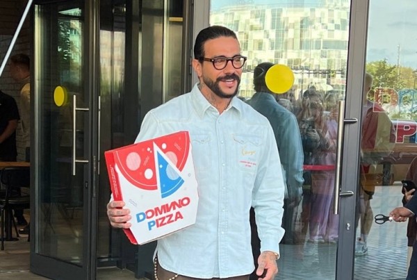 Тимати и Пинский представили новый бренд Domиno Тимати и Пинский представили новый бренд Domиno