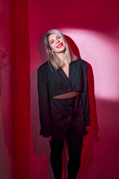 Теплые слова и желание жить: встречаем День рекламиста на Sostav