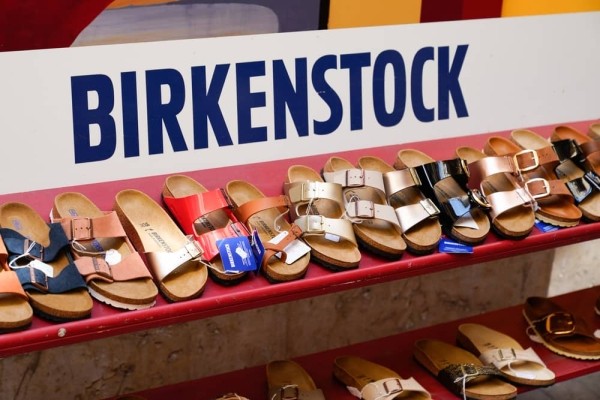 Birkenstock: «уродливые» сандалии, ставшие культовыми без маркетинговой стратегии