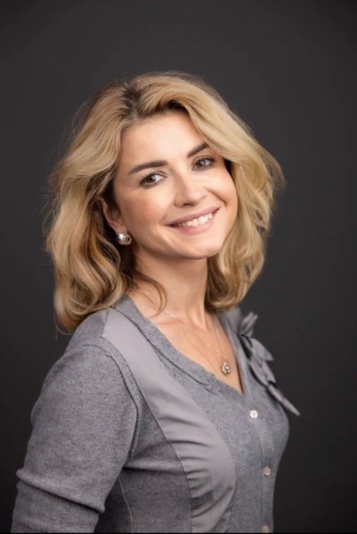 Теплые слова и желание жить: встречаем День рекламиста на Sostav