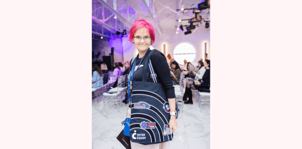 Как выстраивать нетворкинг и не попасть к инфоцыганам. Полный гайд для бизнеса: сообщества, конференции, премии
Как выстраивать нетворкинг и не попасть к инфоцыганам. Полный гайд для бизнеса: сообщества, конференции, премии