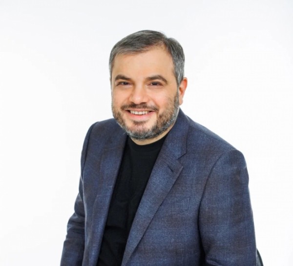 С Новым годом! Встречаем 2024-ый с лидерами рекламной индустрии С Новым годом! Встречаем 2024-ый с лидерами рекламной индустрии