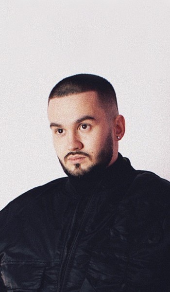 С Новым годом! Встречаем 2024-ый с лидерами рекламной индустрии С Новым годом! Встречаем 2024-ый с лидерами рекламной индустрии