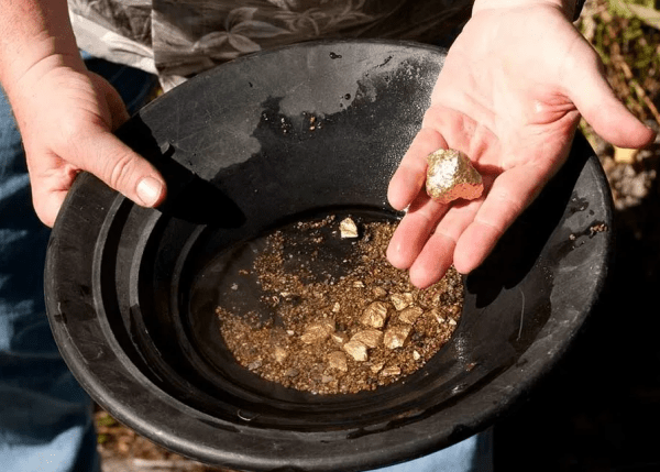 
                    Копирайтеры пишут ерунду и льют воду? Надо собрать хорошую фактуру и экспертизу для статьи            