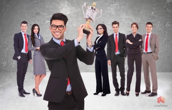 Почему не работает нематериальная мотивация или Лучше бы деньгами дали