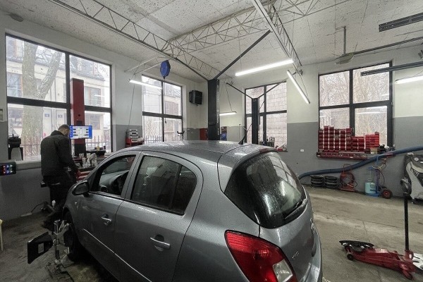 Белорус открыл в Варшаве сразу 2 автосервиса. Как у него теперь дела? Белорус открыл в Варшаве сразу 2 автосервиса. Как у него теперь дела?