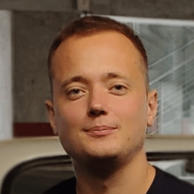 
                    Как разработчикам работать с госкомпаниями в 2024 году            