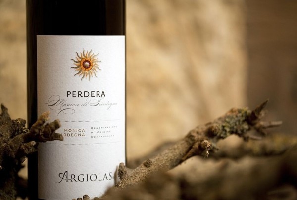 Не каждая «Омода» говорит о моде: подборка брендов, которые странно звучат по-русски
Не каждая «Омода» говорит о моде: подборка брендов, которые странно звучат по-русски